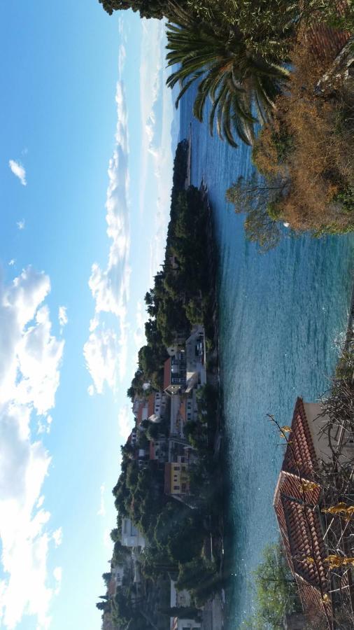 Sunset By The Sea Apartment Splitska Luaran gambar