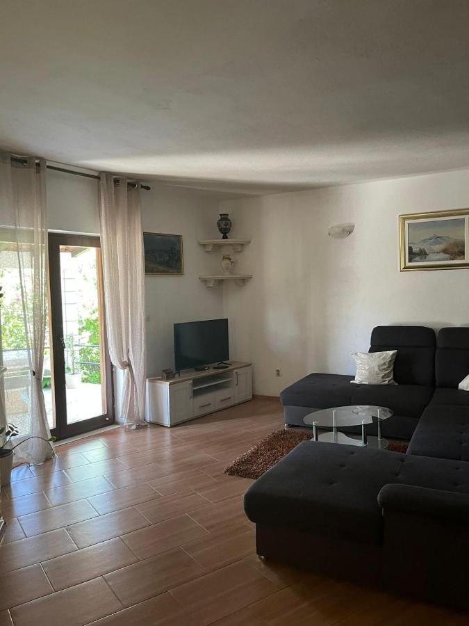 Sunset By The Sea Apartment Splitska Luaran gambar