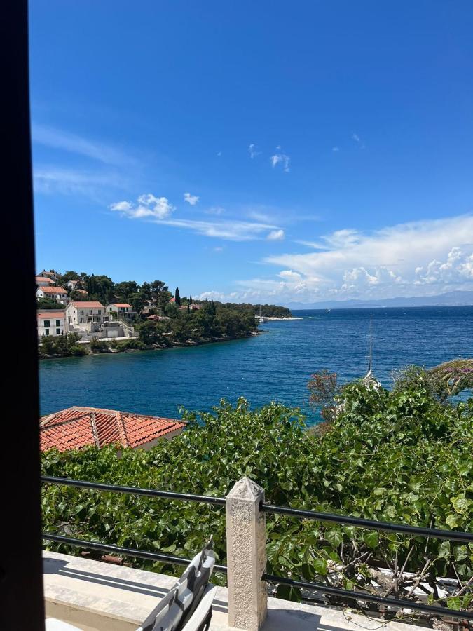 Sunset By The Sea Apartment Splitska Luaran gambar
